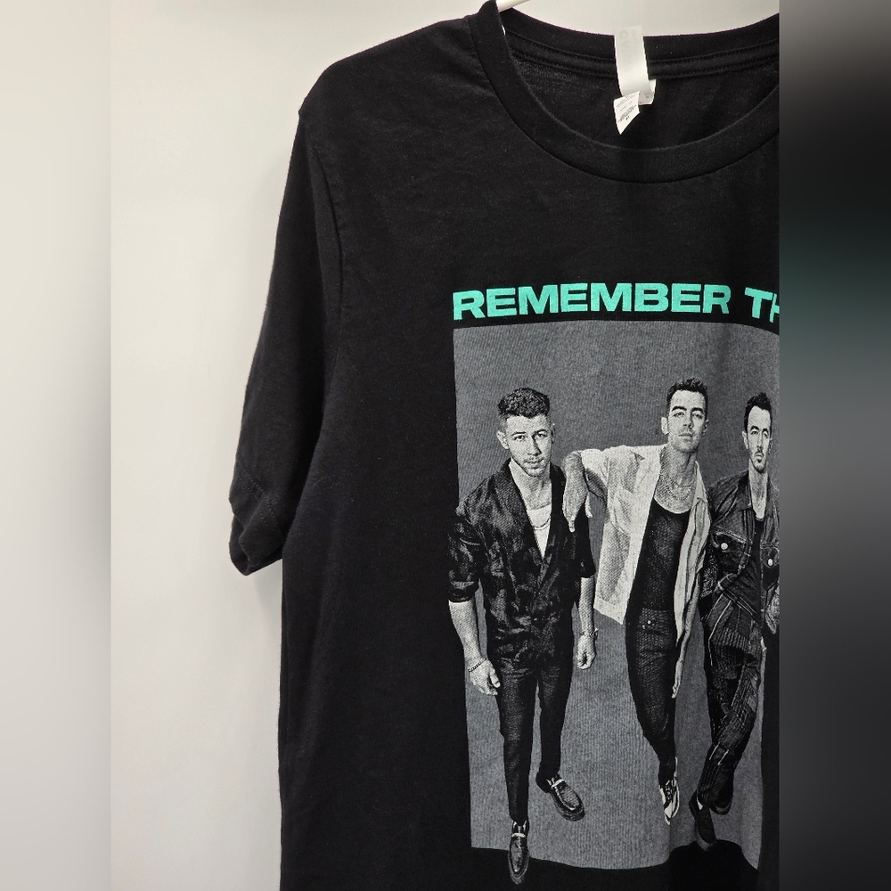 Jonas Brothers Remember This Tour 2021 Graphic Band Tee Bella Canvas Black M - Picture 11 of 12